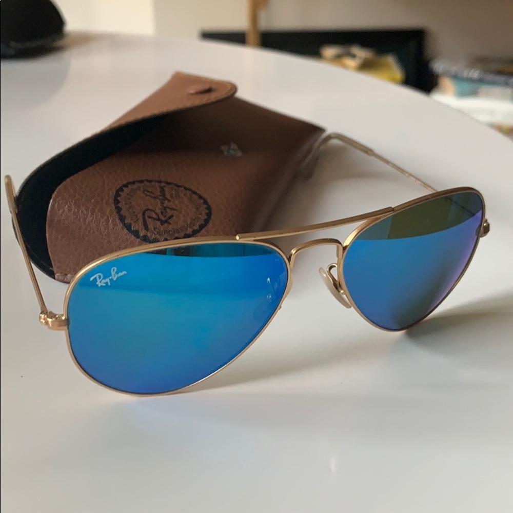 Ray ban
